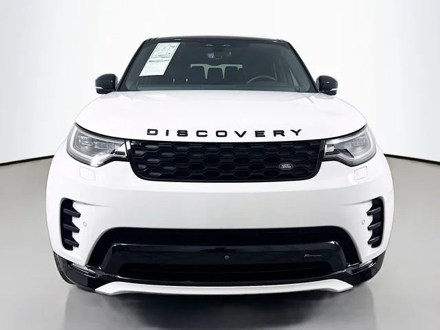 Used 2023 White Land Rover S R-Dynamic image 2