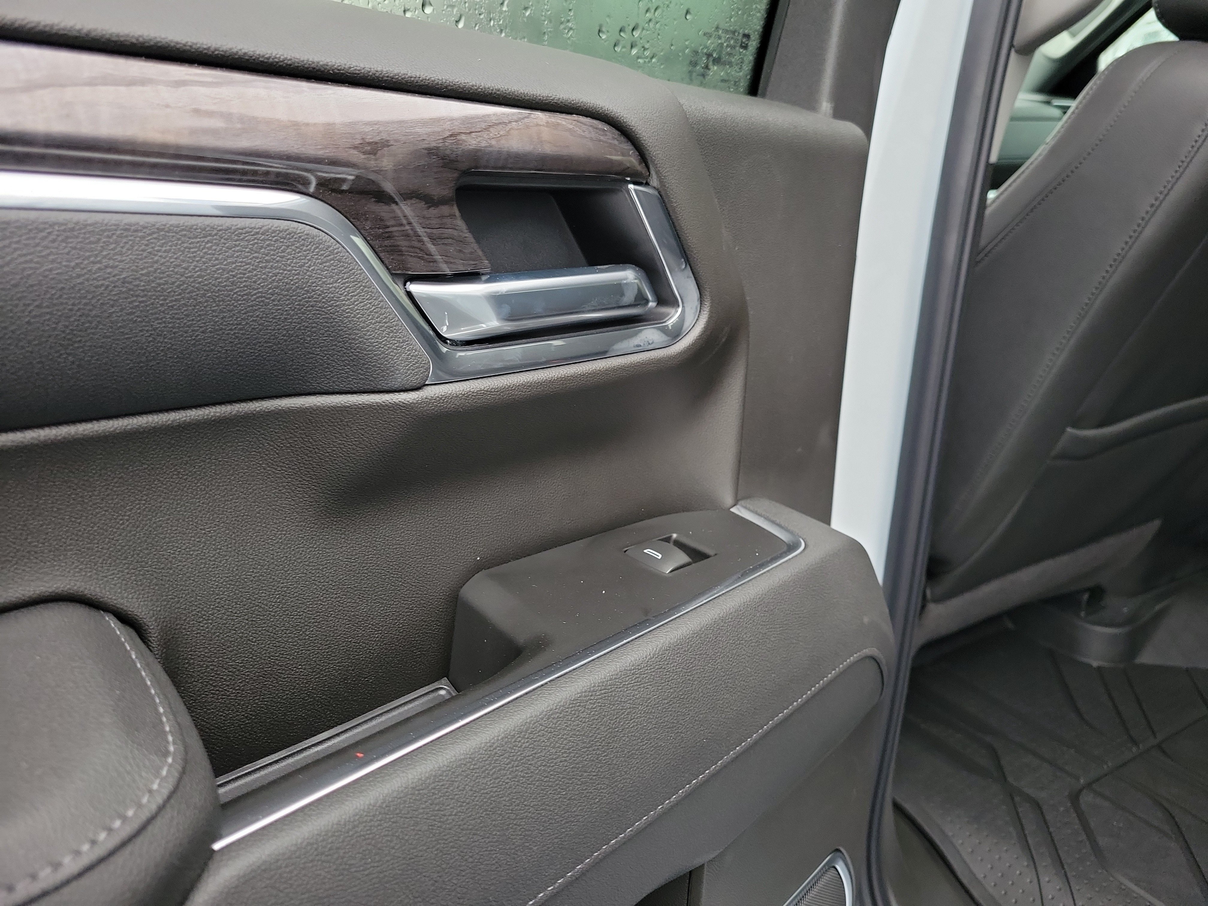 2026 Chevrolet Silverado 1500 LTZ - Photo 13