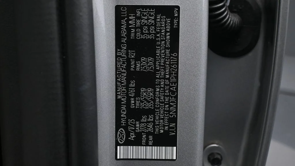 Used 2023 Silver Hyundai SEL image 24