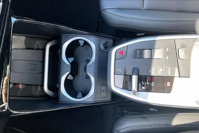 2025 BMW X1 28i - Photo 26
