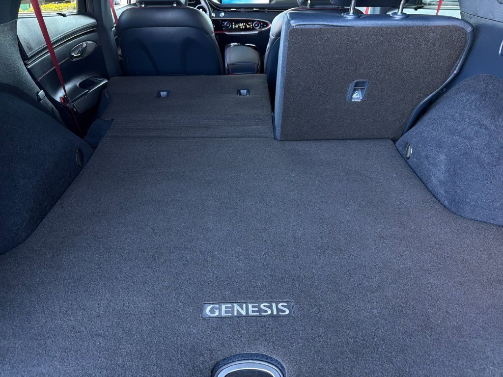 Certified Used 2024 Silver Genesis 2.5T image 16