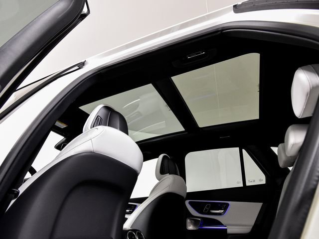 New 2026 Polar White Mercedes-Benz GLC 300 image 79