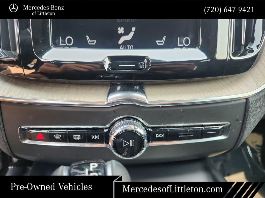 Used 2020 Gray Volvo T6 Inscription image 18