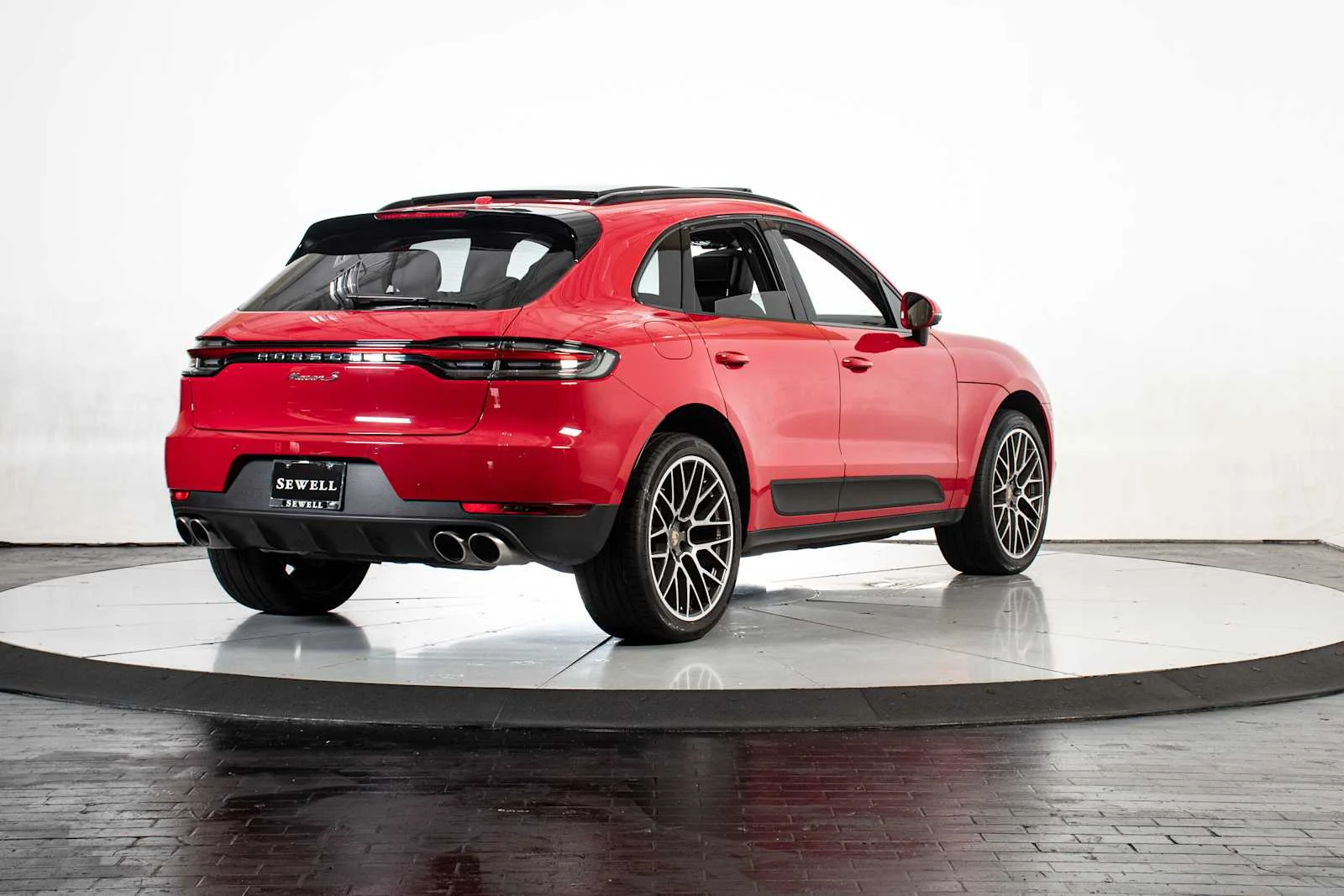 Used 2021 Carmine Red Porsche S image 6