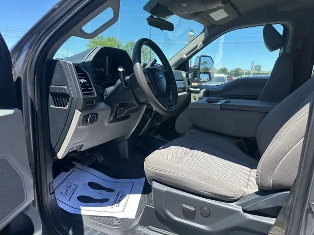 Used 2022 Carbonized Gray Metallic Ford XLT image 30