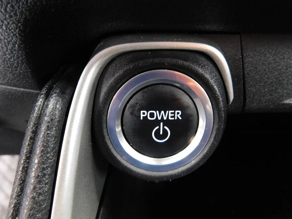Used 2024 Cream Toyota XLE image 23