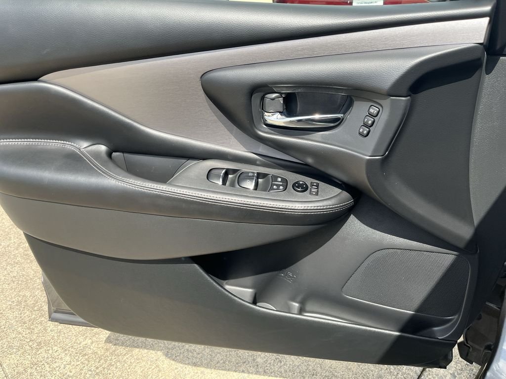 Used 2023 Gray Nissan SL image 13