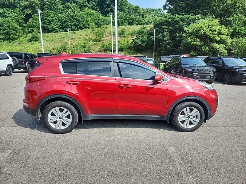 Used 2018 Red Kia LX image 8