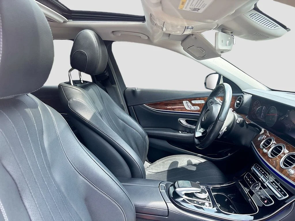 Used 2018 Polar White Mercedes-Benz E 300 image 22