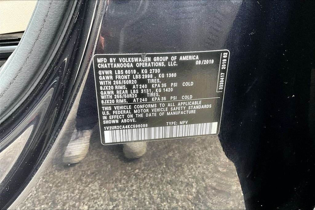 Used 2019 Black Volkswagen 3.6L V6 SE image 36