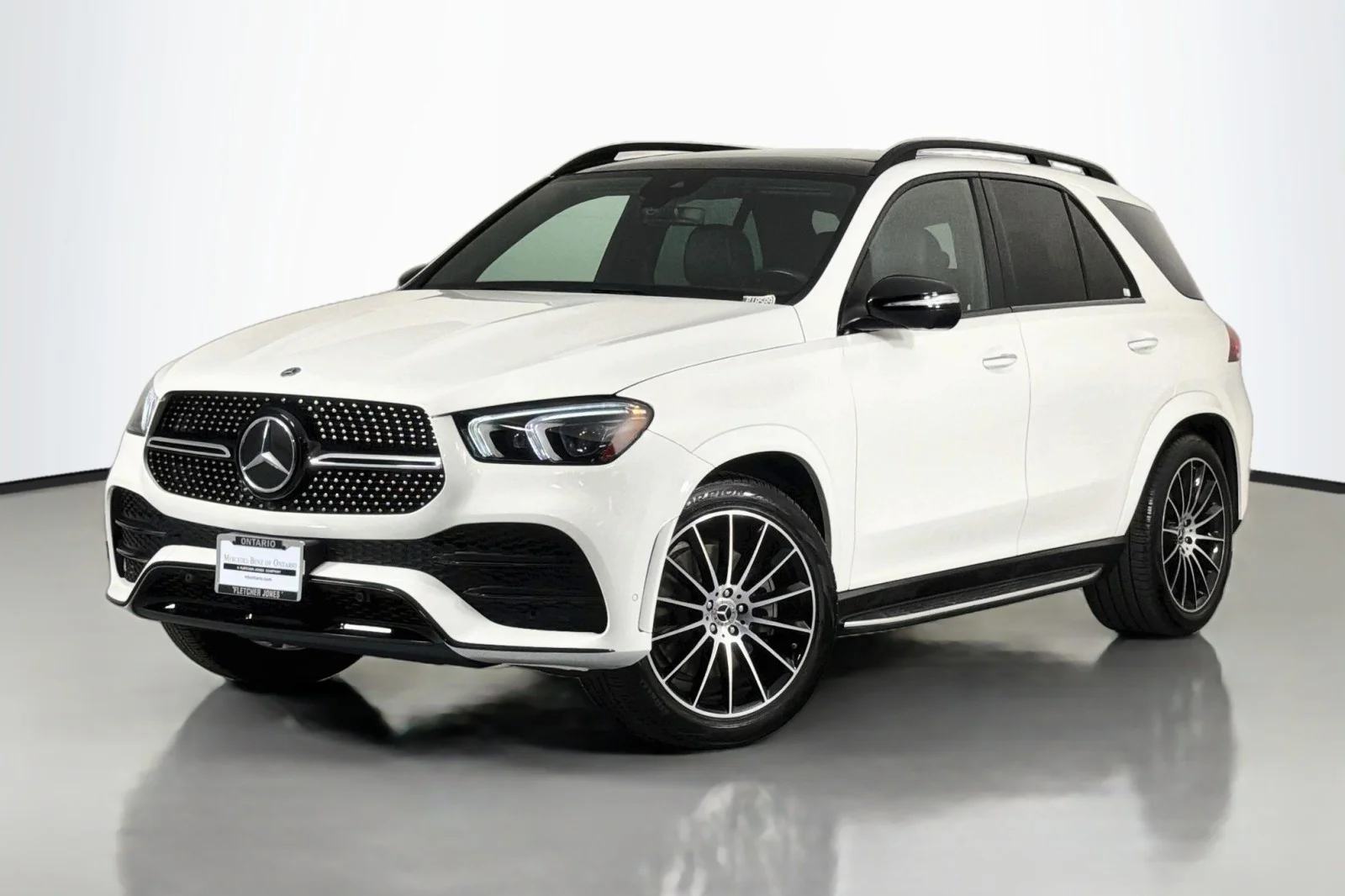 Certified Used 2023 Polar White Mercedes-Benz 450 image 1