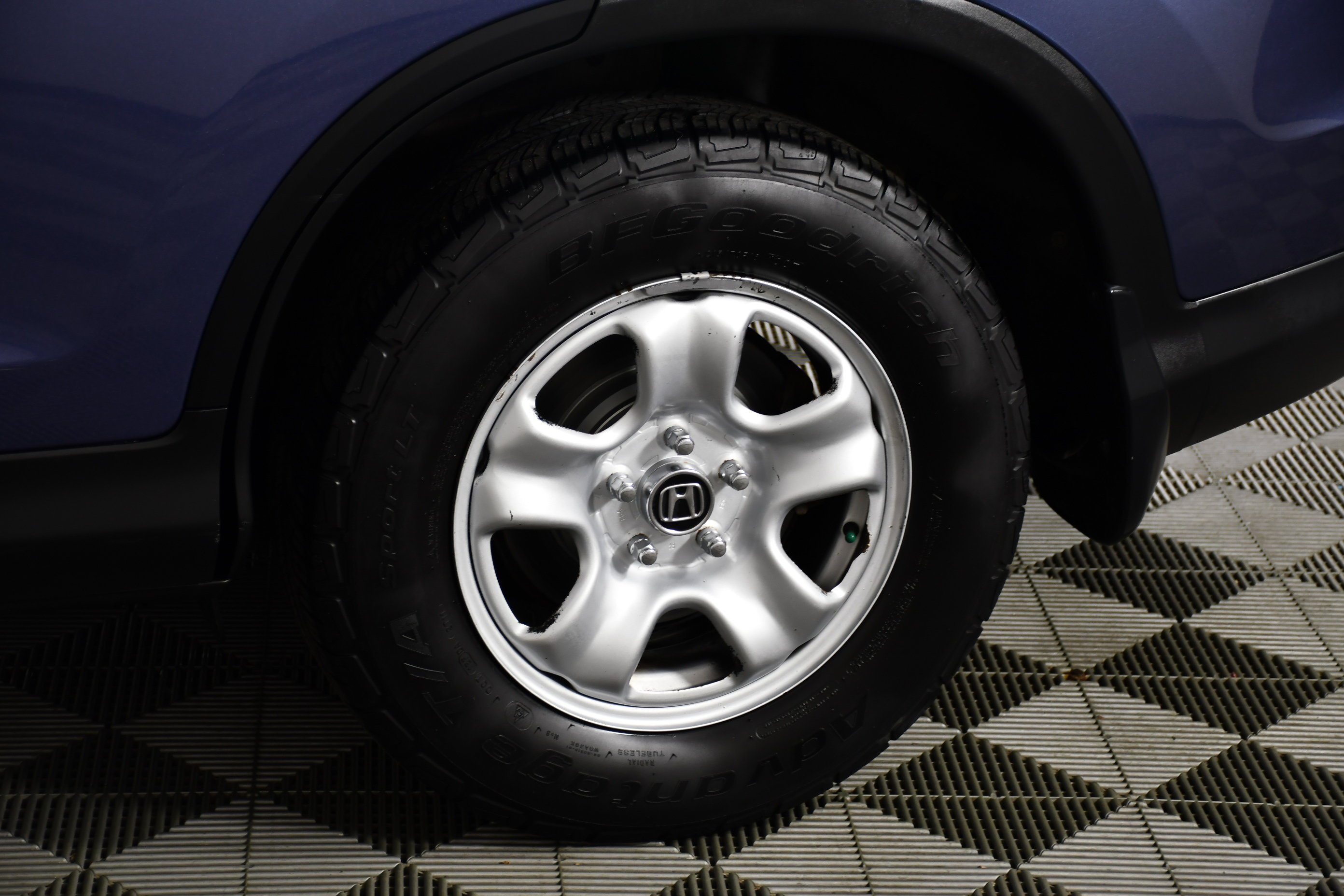 Used 2014 Twilight Blue Metallic Honda LX image 48