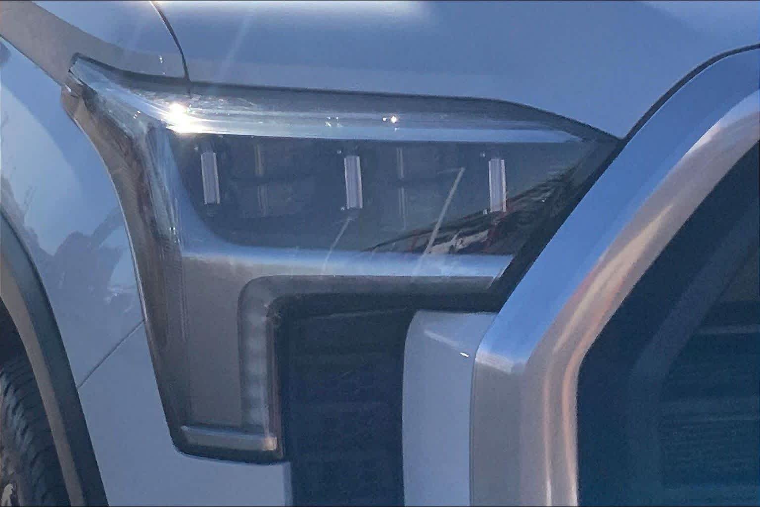 Used 2022 Wind Chill Pearl Toyota Limited Hybrid image 28