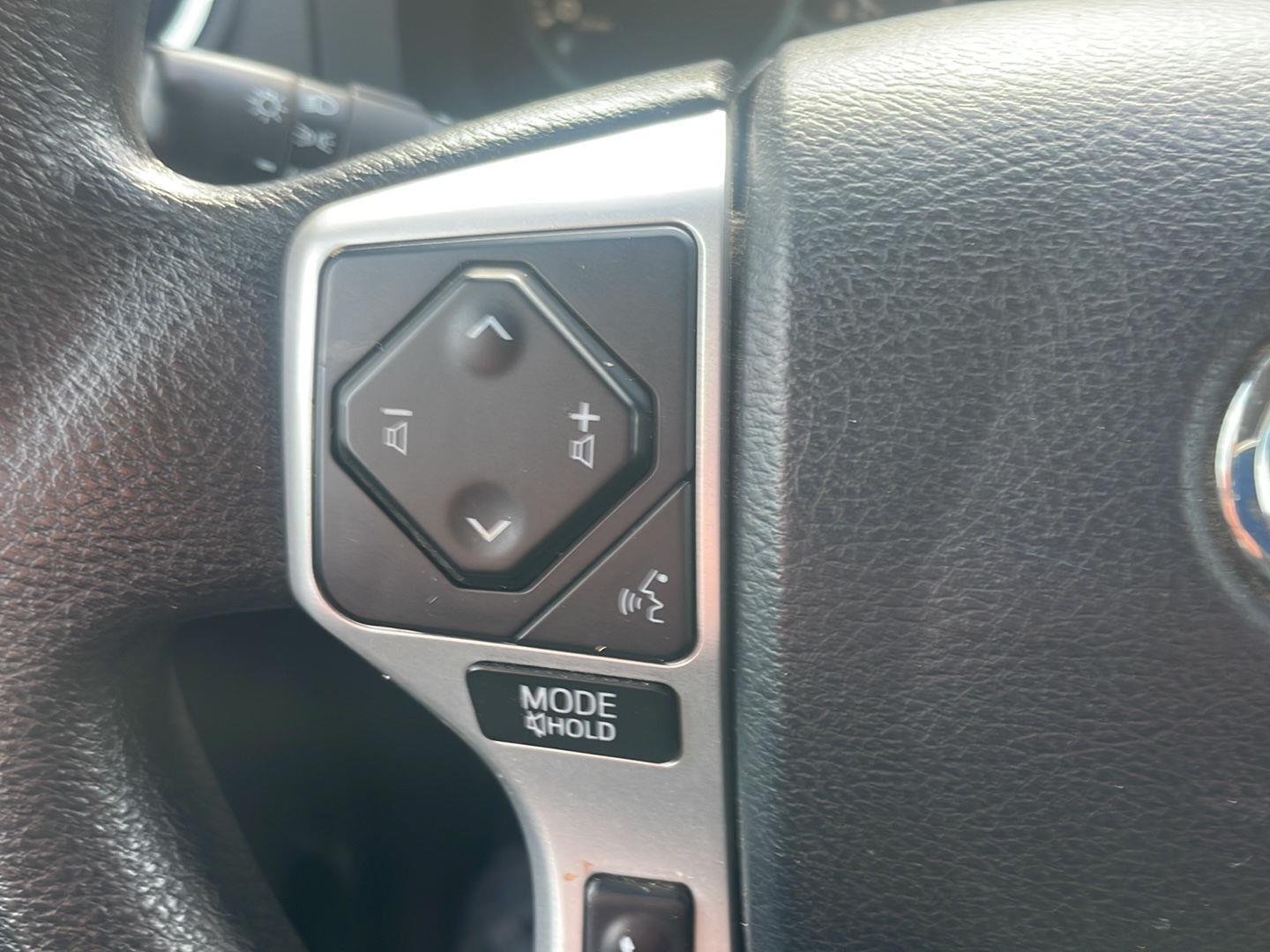 Used 2020 Voodoo Blue Toyota SR5 image 2