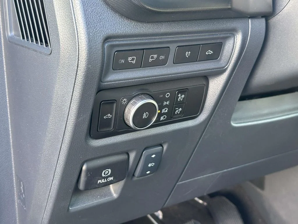 Used 2024 Oxford White Ford Raptor image 27