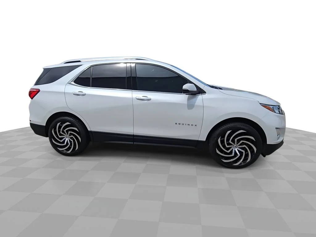 Used 2018 Beige Chevrolet LT image 9