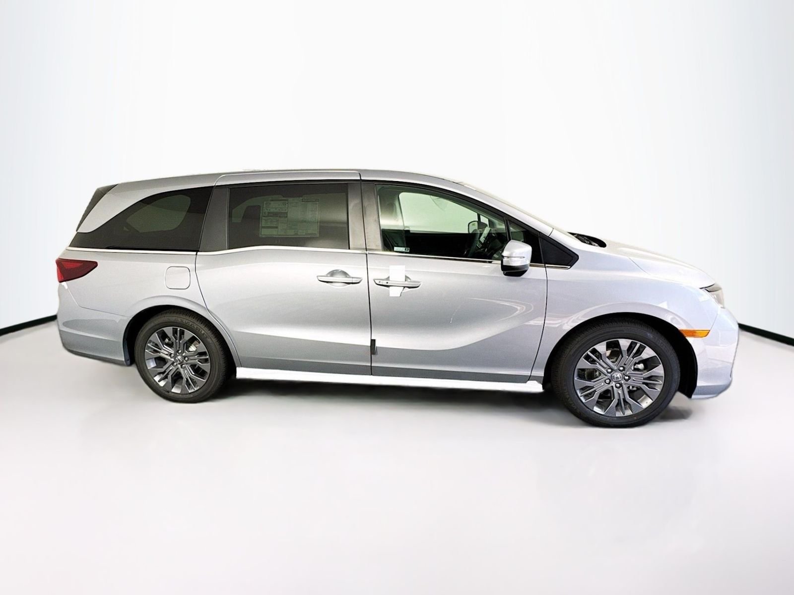 Used 2026 Silver Honda Touring image 12