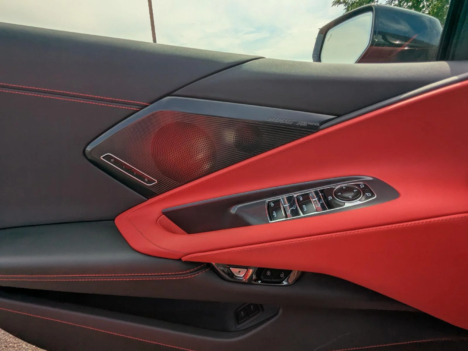 2025 Chevrolet Corvette 2LT - Photo 24