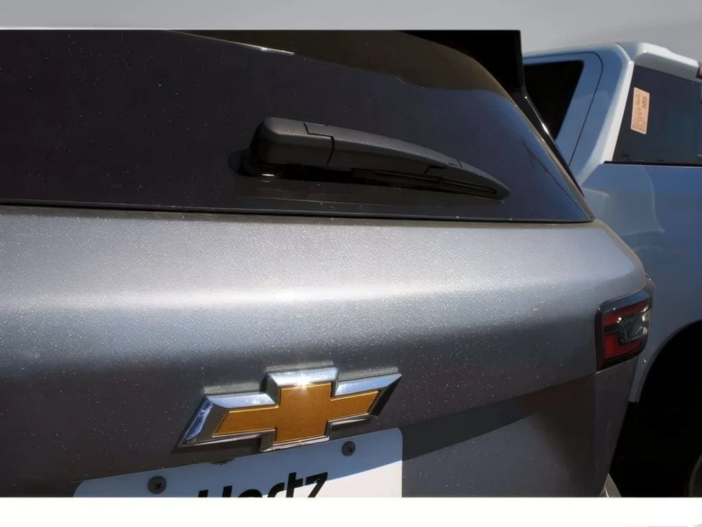 2025 Chevrolet Equinox LT - Photo 10