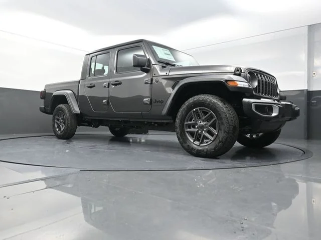 New 2026 Granite Crystal Metallic Clear-Coat Exterior Paint Jeep Sport image 19