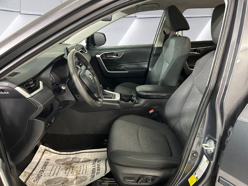 Used 2020 Gray Toyota XLE image 7