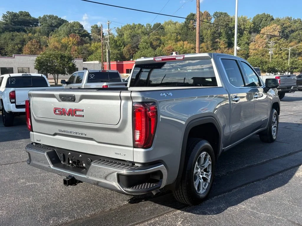 Used 2025 Sterling Metallic GMC SLT image 11