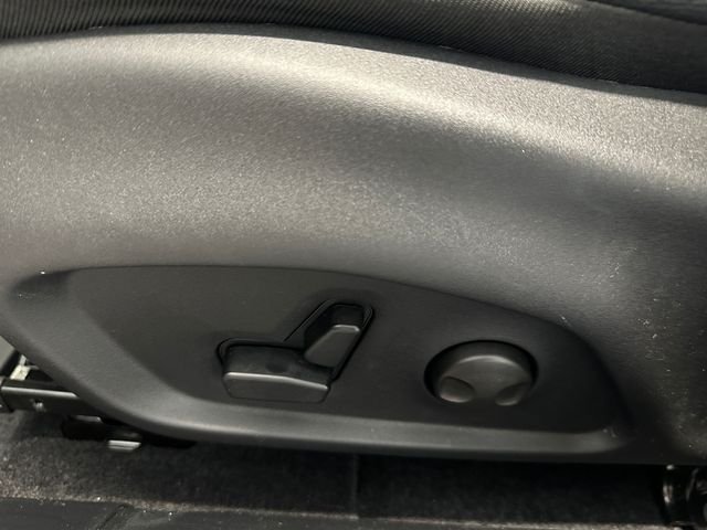 New 2026 Red Hot Pearlcoat Jeep Latitude image 20