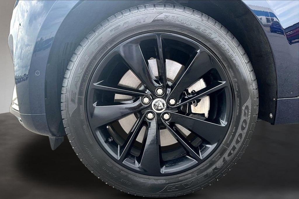 Used 2026 Portofino Blue Metallic Jaguar P250 R-Dynamic S image 8