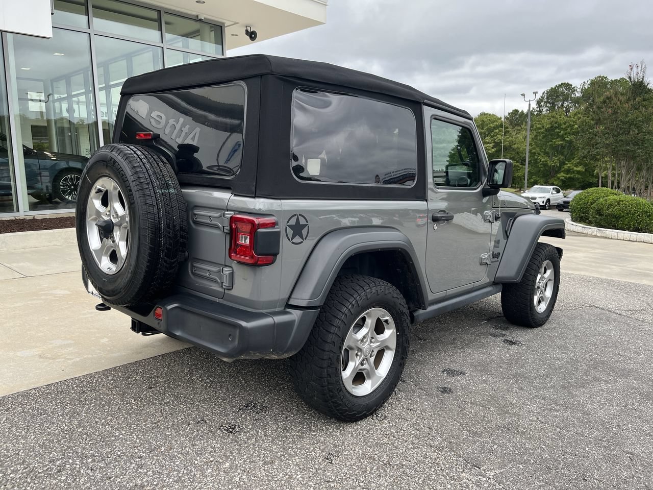 Used 2021 Sting-Gray Clearcoat Jeep Freedom image 8