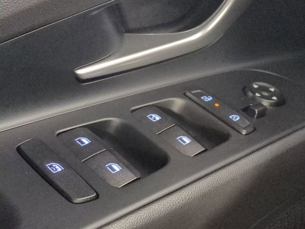 2024 Hyundai Elantra SEL - Photo 29