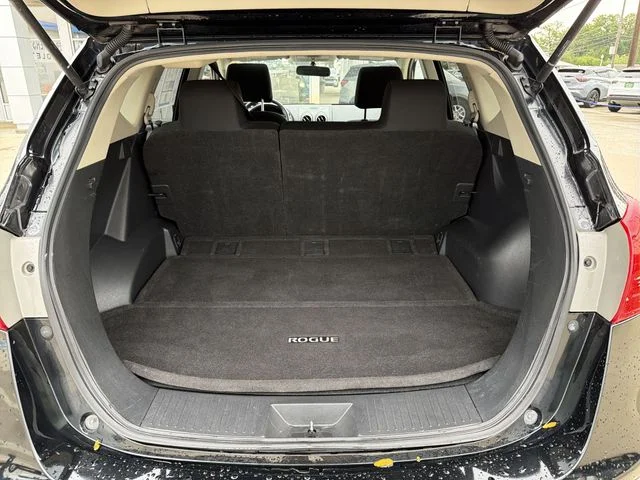 Used 2012 Black Nissan SV image 26