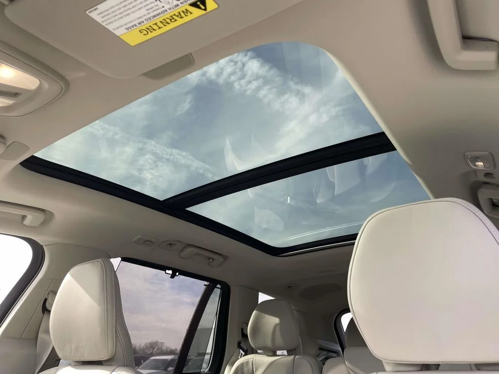 2026 Volvo XC90 Ultra - Photo 9