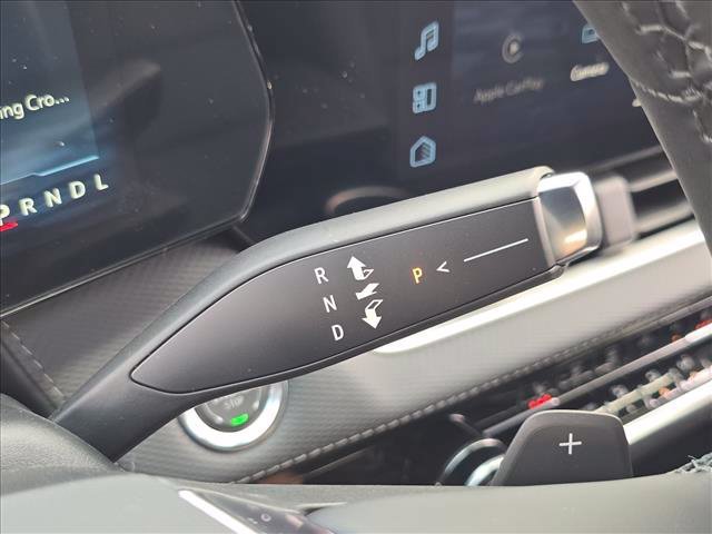 New 2027 Summit White Chevrolet FWD LT image 25