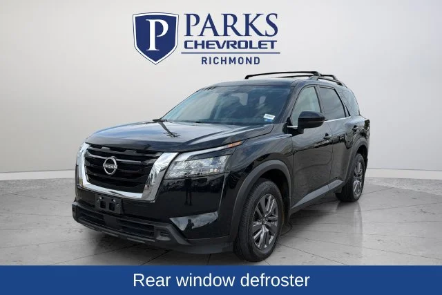 Used 2023 Black Nissan SV image 3