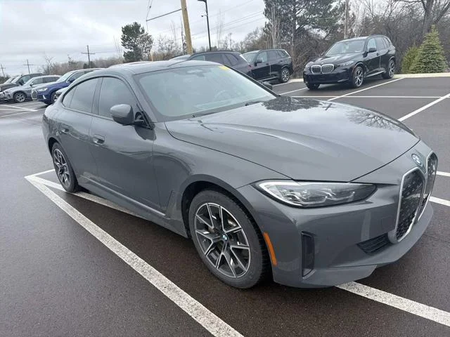 2023 BMW i4 eDrive35's photo