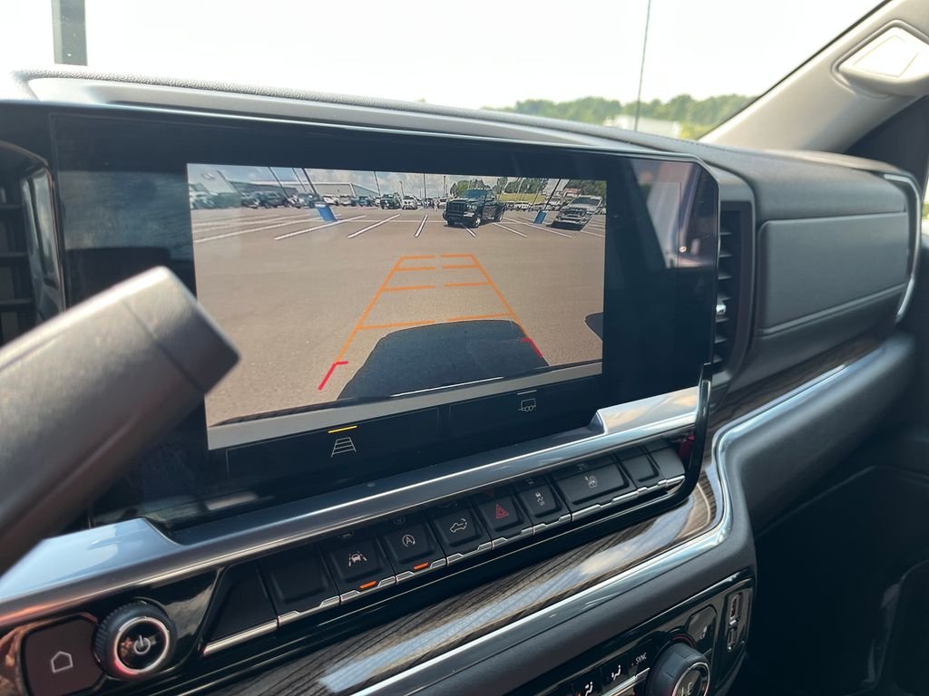Used 2023 Gray Chevrolet LT image 22