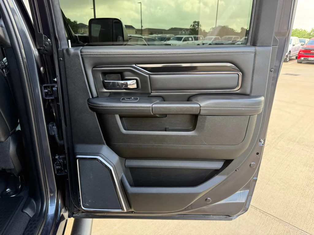 Used 2022  Ram Power Wagon image 25