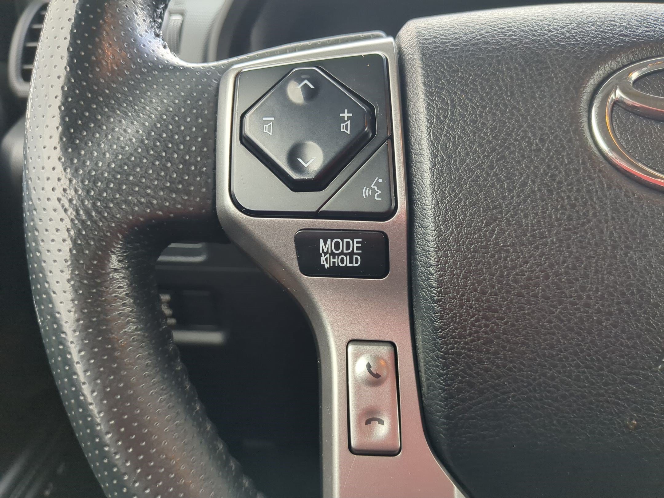 Used 2020 Midnight Black Metallic Toyota Limited image 18