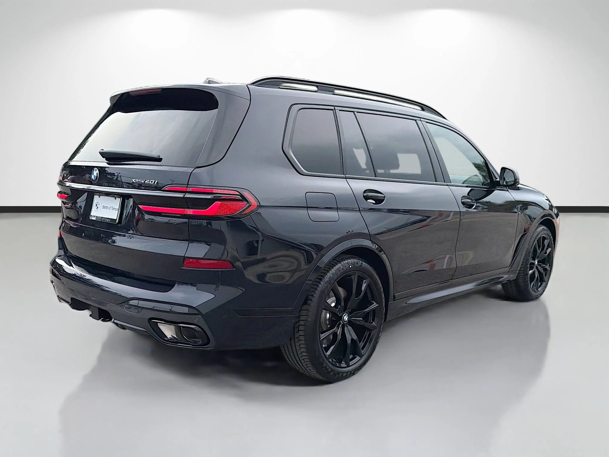 New 2027 Carbon Black Metallic BMW xDrive40i image 3