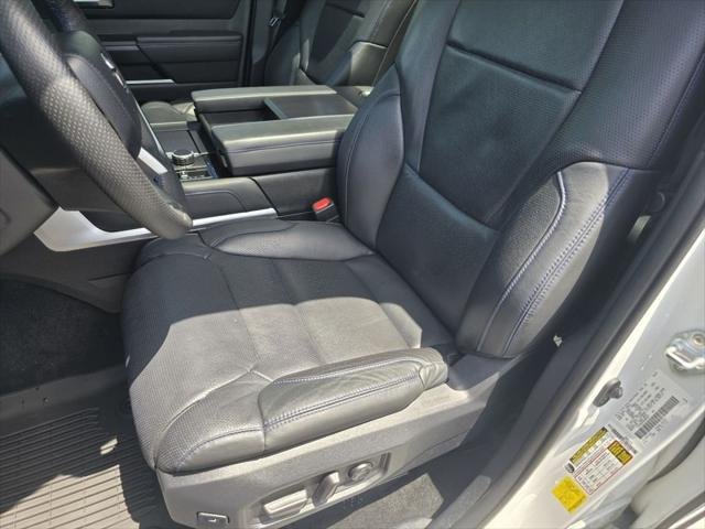 Certified Used 2024 WIND CHILL PEARL Toyota  image 27