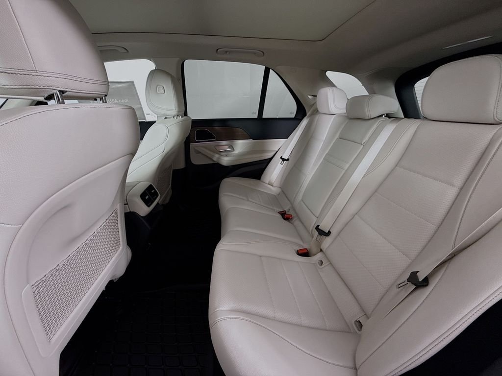 Used 2026 Blue Mercedes-Benz GLE 350 image 25