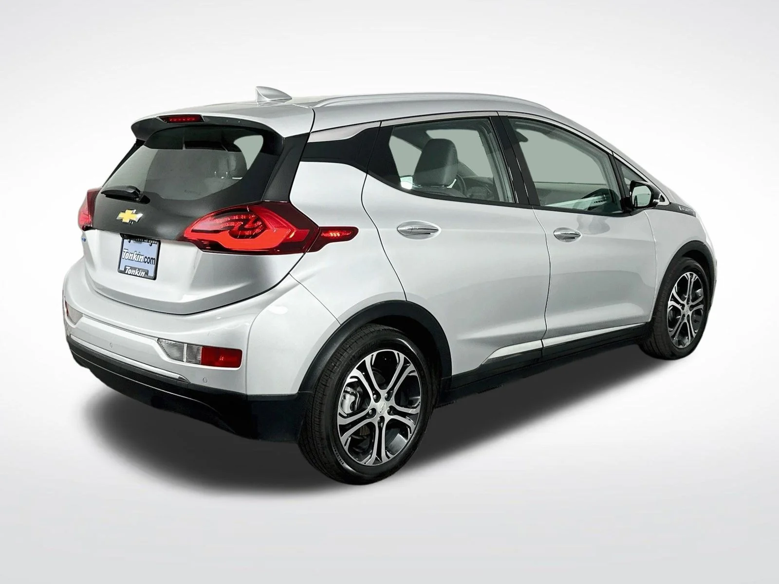 Used 2019 Silver Ice Metallic Chevrolet Premier image 8