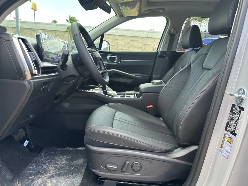 New 2026 Gray Kia EX image 10