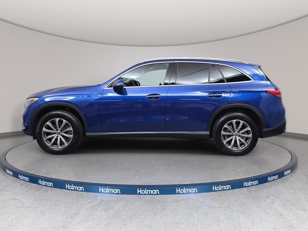 Used 2023 Starling Blue Metallic Mercedes-Benz GLC 300 image 9