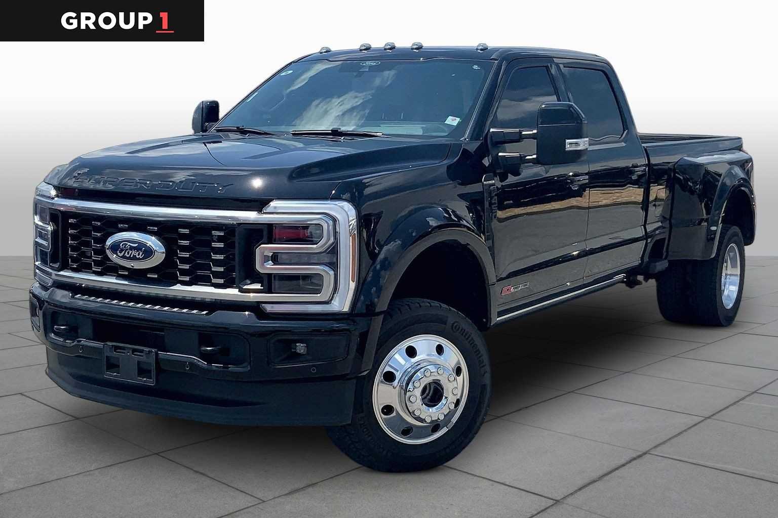 Pre-Owned 2025 Ford F-450 Platinum