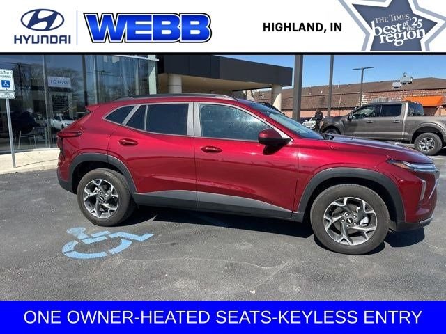 Used 2025 Red Chevrolet LT image 16