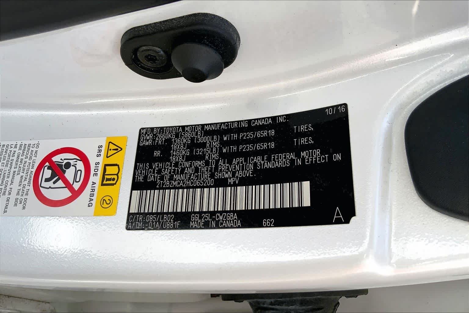 Used 2017 Eminent White Pearl Lexus  image 37