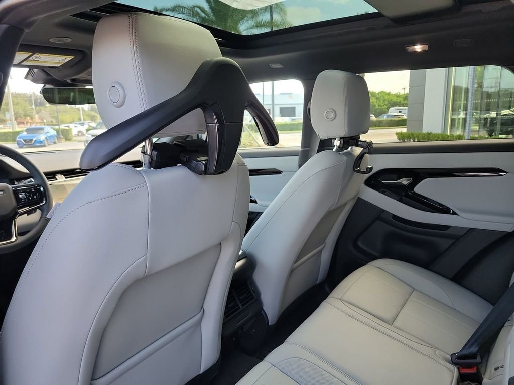 2026 Land Rover Range Rover Evoque S - Photo 17