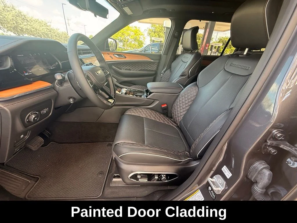 New 2026 Baltic Gray Metallic Clear-Coat Exterior Paint Jeep Summit image 9