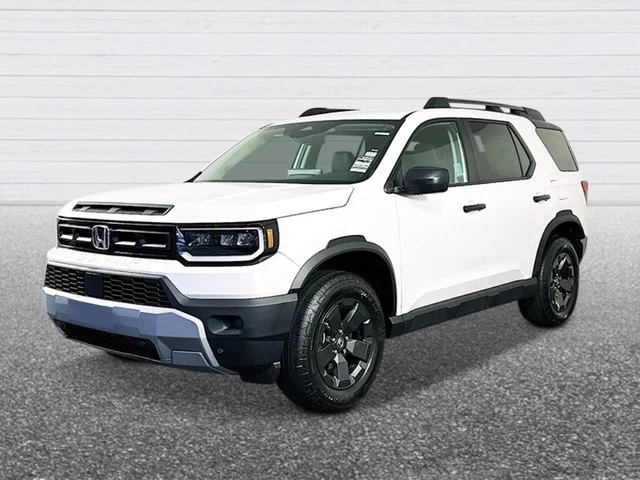 New 2026 Platinum White Pearl Honda RTL Towing image 2